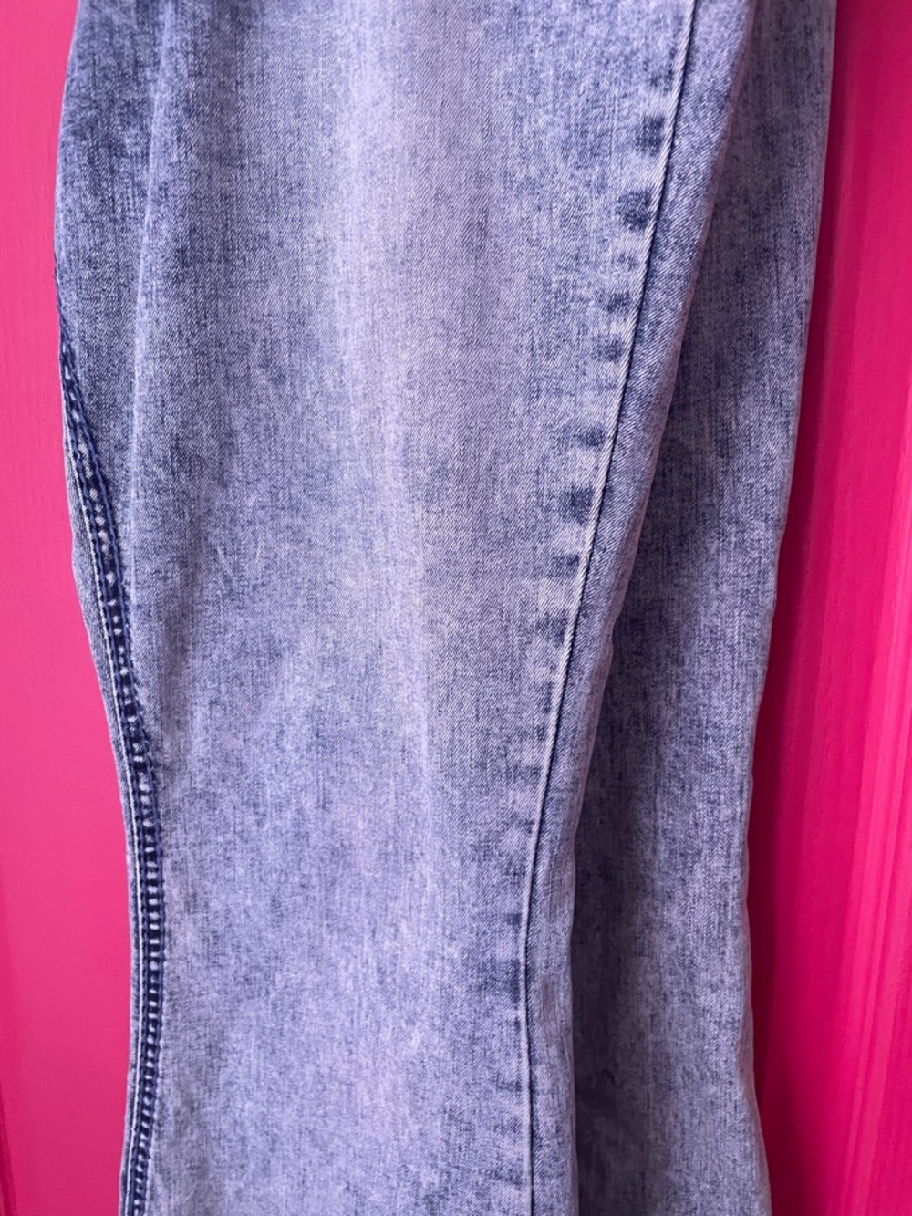 ACID WASH JEANS - Picture 7 of 10